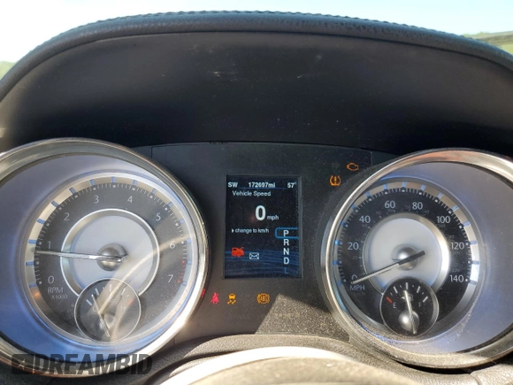 2012 Chrysler 300 Limited z VIN 2C3CCACG4CH250025, wystawiony jako Copart lot #53114085 z przebiegiem 172 697 mil mil oraz Szkoda całkowita • Salvage title. Historia ofert i sprzedaży dostępna na DreamBid. Obrazek 9.