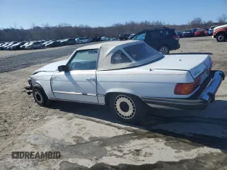 1982 Mercedes-Benz 380 SL with VIN WDBBA45A0CB010663, listed as a Copart auction lot 50511365 with 60,444 mi miles and Salvage Title. Bid and sale history available at DreamBid. Image 2.