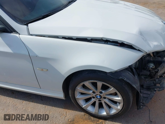 2011 BMW 3 Series 328i с VIN WBAPH7C54BE682973, выставлен на аукционе IAAI как лот 42235227 с пробегом 141 576 миль миль и . История ставок и продаж доступна на DreamBid. Изображение 18.