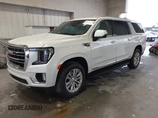 2024 GMC Yukon XL SLT with VIN 1GKS2GKD1RR349726, listed as a IAAI auction lot 41645353 with 5,963 mi miles. Bid and sale history available at carsss.com. Image 17.