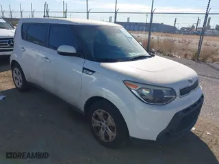 2015 Kia Soul with VIN KNDJN2A22F7155344, listed as a IAAI auction lot 41615674 with 103,011 mi miles. Bid and sale history available at carsss.com. Image 1.