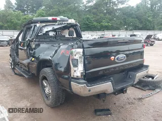 2019 Ford F-250 XL с VIN 1FT7W2B6XKEF64755, выставлен на аукционе IAAI как лот 42070585 с пробегом 128 538 миль миль и . История ставок и продаж доступна на DreamBid. Изображение 3.