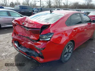 2021 Kia Forte LXS z VIN 3KPF24AD6ME324595, wystawiony jako IAAI lot #41743563 z przebiegiem 54 597 mil mil oraz . Historia ofert i sprzedaży dostępna na DreamBid. Obrazek 4.