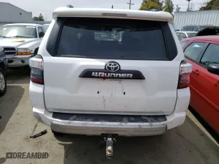 2020 Toyota 4Runner SR5 with VIN JTEBU5JR1L5800591, listed as a Copart auction lot 46805483 with 0 mi miles. Bid and sale history available at carsss.com. Image 6.