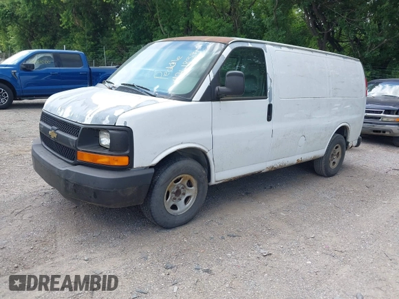2005 Chevrolet Express Cargo with VIN 1GCFG15X151253802, listed as a IAAI auction lot 42618397 with 212,370 mi miles and . Bid and sale history available at DreamBid. Image 2.