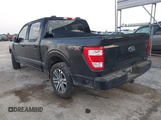 2023 Ford F-150 XL z VIN 1FTEW1CP0PKE36512, wystawiony jako IAAI lot #42260269 z przebiegiem 34 312 mil mil oraz . Historia ofert i sprzedaży dostępna na DreamBid. Obrazek 3.