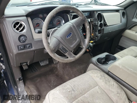 2010 Ford F-150 XL с VIN 1FTEX1E86AFC42716, выставлен на аукционе Copart как лот 50412195 с пробегом 182 527 миль миль и Списание • Salvage title. История ставок и продаж доступна на DreamBid. Изображение 8.