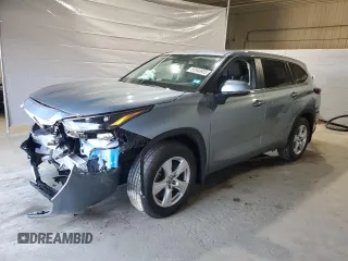 2024 Toyota Highlander LE z VIN 5TDKDRBH8RS567958, wystawiony jako Copart lot #50540805 z przebiegiem 5 637 mil mil oraz Szkoda całkowita • Salvage title. Historia ofert i sprzedaży dostępna na DreamBid. Obrazek 1.