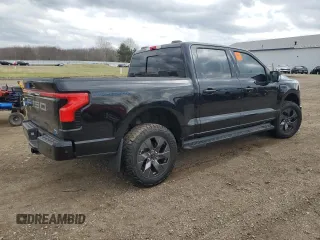 2022 Ford F-150 Lightning Pro z VIN 1FTVW1EL6NWG15167, wystawiony jako Copart lot #50514135 z przebiegiem 18 912 mil mil oraz Szkody całkowita. Historia ofert i sprzedaży dostępna na DreamBid. Obrazek 3.