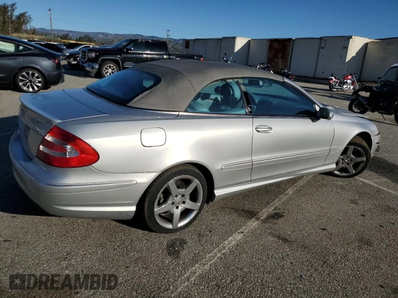2005 Mercedes-Benz CLK 500 with VIN WDBTK75G55T041461, listed as a Copart auction lot 49849125 with 115,280 mi miles and Salvage title. Bid and sale history available at DreamBid. Image 3.