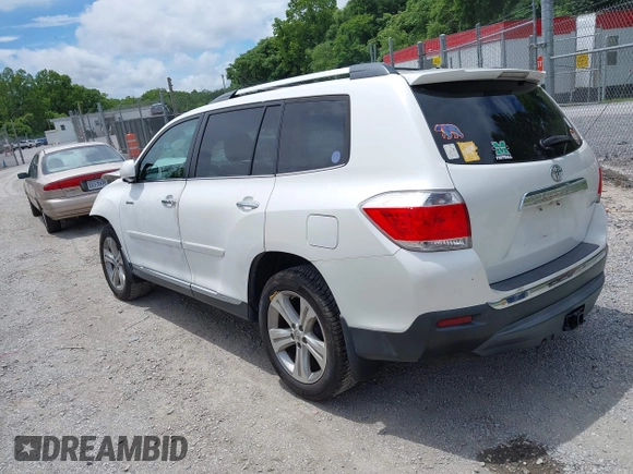 2013 Toyota Highlander Limited with VIN 5TDDK3EHXDS277513, listed as a IAAI auction lot 42506268 with 246,346 mi miles and . Bid and sale history available at DreamBid. Image 3.