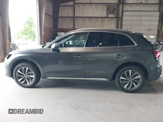 2024 Audi Q5 S line Premium Plus with VIN WA1EAAFY2R2052361, listed as a IAAI auction lot 39766650 with 2,181 mi miles and . Bid and sale history available at DreamBid. Image 15.