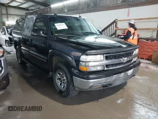 2003 Chevrolet Suburban LS with VIN 1GNFK16T93J211098, listed as a IAAI auction lot 41494713 with 366,222 mi miles and . Bid and sale history available at DreamBid. Image 1.