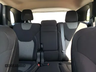 2015 Jeep Cherokee Sport z VIN 1C4PJLAB4FW731128, wystawiony jako Copart lot #56358915 z przebiegiem 100 455 mil mil oraz Czysty tytuł • Clean title. Historia ofert i sprzedaży dostępna na DreamBid. Obrazek 10.