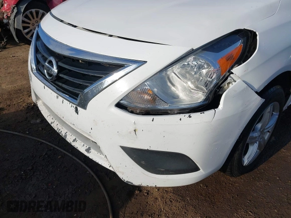 2018 Nissan Versa SV with VIN 3N1CN7AP7JL827214, listed as a IAAI auction lot 41913530 with 94,173 mi miles. Bid and sale history available at carsss.com. Image 6.