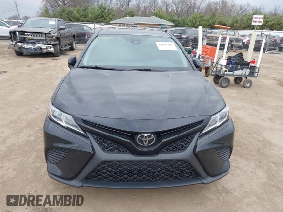2018 Toyota Camry LE z VIN JTNB11HK6J3005121, wystawiony jako IAAI lot #42065784 z przebiegiem 114 907 mil mil oraz . Historia ofert i sprzedaży dostępna na DreamBid. Obrazek 12.
