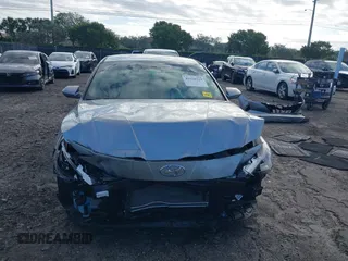 2022 Hyundai Elantra SEL with VIN 5NPLM4AG4NH057669, listed as a IAAI auction lot 41650329 with 14,763 mi miles and . Bid and sale history available at DreamBid. Image 6.