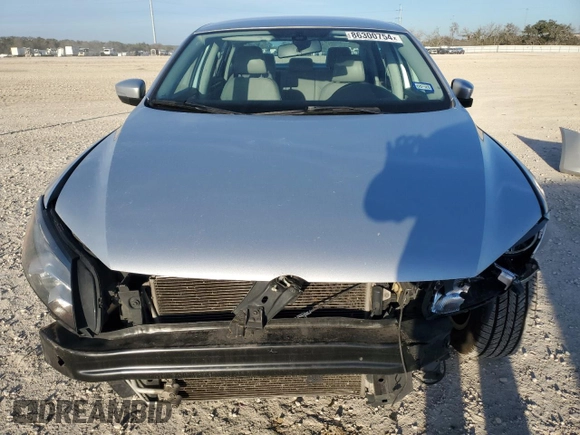 2014 Volkswagen Passat S with VIN 1VWAS7A30EC120934, listed as a Copart auction lot 86300754 with 91,176 mi miles and Salvage Title. Bid and sale history available at carsss.com. Image 5.
