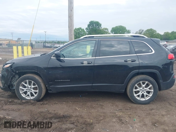 2016 Jeep Cherokee Latitude с VIN 1C4PJMCS9GW133444, выставлен на аукционе IAAI как лот 42330705 с пробегом 187 368 миль миль и . История ставок и продаж доступна на DreamBid. Изображение 14.