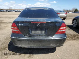 2007 Mercedes-Benz C 230 Sport with VIN WDBRF52H77F890234, listed as a Copart auction lot 53742555 with 271,934 mi miles and Clean Title. Bid and sale history available at DreamBid. Image 6.