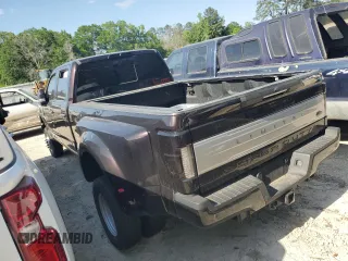 2018 Ford F-350 XL with VIN 1FT8W3DT1JEB36214, listed as a Copart auction lot 53681475 with Not Provided miles and Salvage Title. Bid and sale history available at DreamBid. Image 2.
