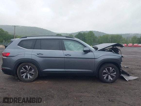 2024 Volkswagen Atlas SE with VIN 1V2LR2CA8RC514627, listed as a IAAI auction lot 42314638 with 18,722 mi miles and . Bid and sale history available at DreamBid. Image 14.