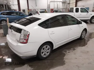 2008 Toyota Prius with VIN JTDKB20U383346328, listed as a IAAI auction lot 41992674 with 280,275 mi miles. Bid and sale history available at carsss.com. Image 4.