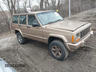 1999 Jeep Cherokee Sport with VIN 1J4FF68S9XL660977, listed as a IAAI auction lot 41515106 with Not Provided miles. Bid and sale history available at carsss.com. Image 1.
