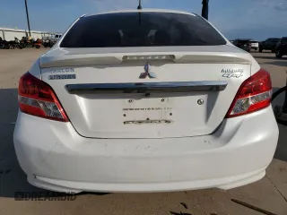 2017 Mitsubishi Mirage ES z VIN ML32F3FJ2HHF16985, wystawiony jako Copart lot #55655535 z przebiegiem 133 948 mil mil oraz Szkoda całkowita • Salvage title. Historia ofert i sprzedaży dostępna na DreamBid. Obrazek 6.