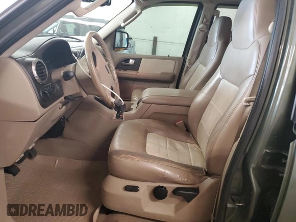 2004 Ford Expedition Eddie Bauer with VIN 1FMFU18L84LB80640, listed as a Copart auction lot 65402615 with 175,477 mi miles and Clean title. Bid and sale history available at DreamBid. Image 7.