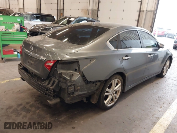 2017 Nissan Altima SL with VIN 1N4BL3AP3HC205955, listed as a IAAI auction lot 41784506 with 85,333 mi miles and . Bid and sale history available at DreamBid. Image 4.