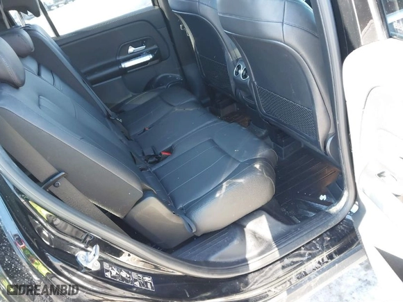 2021 Mercedes-Benz GLB with VIN W1N4M4HB6MW152587, listed as a IAAI auction lot 41403393 with 69,868 mi miles. Bid and sale history available at carsss.com. Image 8.