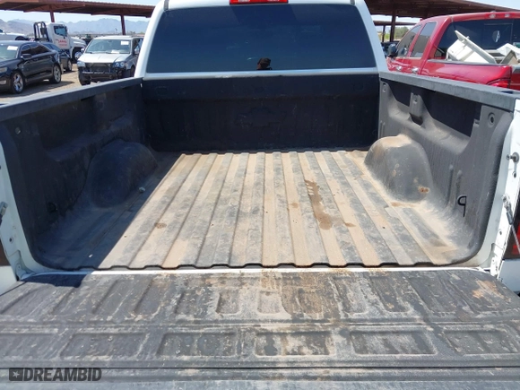 2015 Chevrolet Silverado 1500 LT with VIN 3GCUKREH3FG383502, listed as a IAAI auction lot 41946198 with 170,933 mi miles. Bid and sale history available at carsss.com. Image 16.