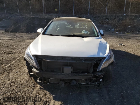 2016 Hyundai Sonata Hybrid Limited with VIN KMHE34L12GA031419, listed as a Copart auction lot 40901493 with 74,055 mi miles. Bid and sale history available at carsss.com. Image 5.