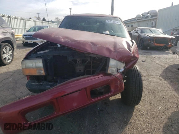 2001 GMC Jimmy SLE with VIN 1GKDT13W912185013, listed as a Copart auction lot 83922514 with 0 mi miles and Salvage Title. Bid and sale history available at carsss.com. Image 5.