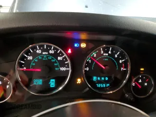 2018 Jeep Wrangler JK Unlimited Sahara with VIN 1C4HJWEG2JL848115, listed as a Copart auction lot 80292624 with 72,591 mi miles and Salvage Title. Bid and sale history available at carsss.com. Image 9.