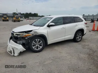 2015 Toyota Highlander LE Plus z VIN 5TDZKRFH0FS079078, wystawiony jako Copart lot #55753295 z przebiegiem 151 305 mil mil oraz Szkoda całkowita • Salvage title. Historia ofert i sprzedaży dostępna na DreamBid. Obrazek 1.