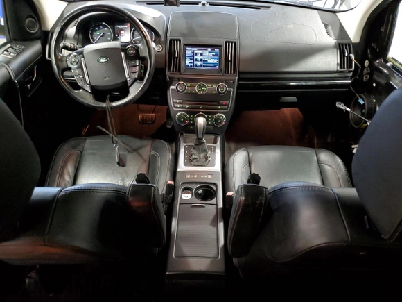 2013 Land Rover LR2 HSE Lux with VIN SALFT2BG1DH311993, listed as a Copart auction lot 83894684 with 150,199 mi miles and Salvage title. Bid and sale history available at DreamBid. Image 8.