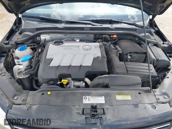 2014 Volkswagen Jetta TDI w/Premium/Nav с VIN 3VWLL7AJ2EM415312, выставлен на аукционе IAAI как лот 42123936 с пробегом 47 874 миль миль и . История ставок и продаж доступна на DreamBid. Изображение 10.