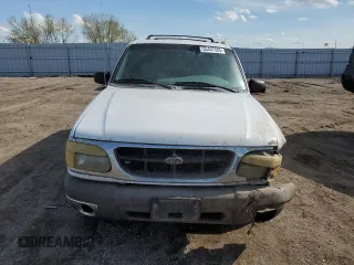 2000 Ford Explorer XLT with VIN 1FMZU83PXYZA71034, listed as a Copart auction lot 55447585 with 175,118 mi miles and Salvage title. Bid and sale history available at DreamBid. Image 5.