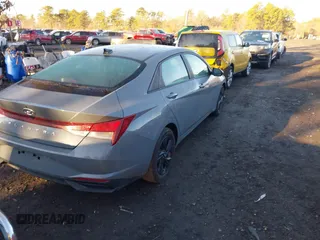 2022 Hyundai Elantra SEL with VIN KMHLS4AG9NU288770, listed as a IAAI auction lot 41688502 with 19,022 mi miles and . Bid and sale history available at DreamBid. Image 4.