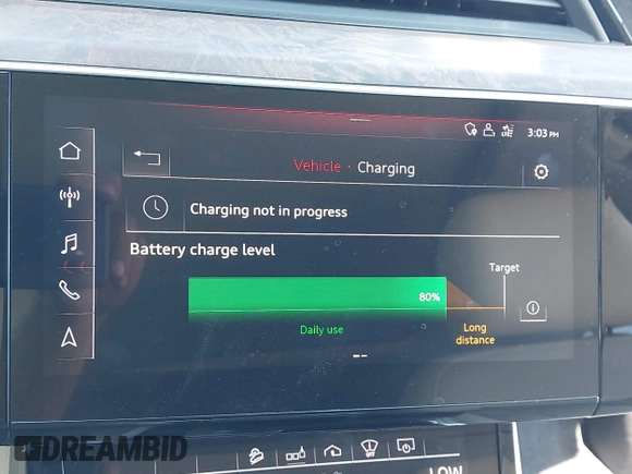 2019 Audi e-tron Prestige with VIN WA1VABGE1KB020498, listed as a IAAI auction lot 42663242 with 46,258 mi miles and . Bid and sale history available at DreamBid. Image 18.