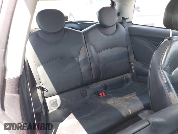 2007 MINI Hardtop S with VIN WMWMF73567TL89619, listed as a IAAI auction lot 42807828 with 201,371 mi miles and . Bid and sale history available at DreamBid. Image 8.