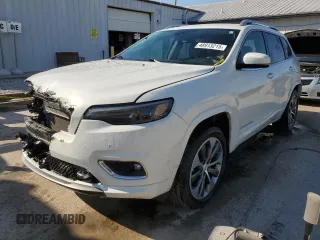 2019 Jeep Cherokee Overland z VIN 1C4PJMJN1KD174216, wystawiony jako Copart lot #48913215 z przebiegiem 95 934 mil mil oraz Szkoda całkowita • Salvage title. Historia ofert i sprzedaży dostępna na DreamBid. Obrazek 1.