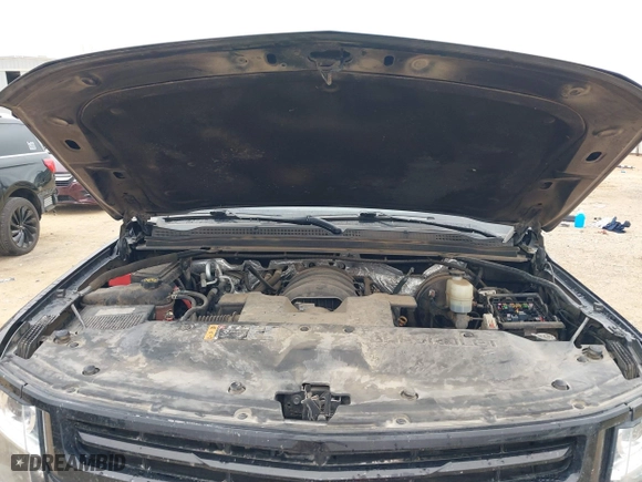 2018 Chevrolet Suburban Premier with VIN 1GNSCJKC3JR253802, listed as a IAAI auction lot 41442438 with 151,781 mi miles. Bid and sale history available at carsss.com. Image 10.