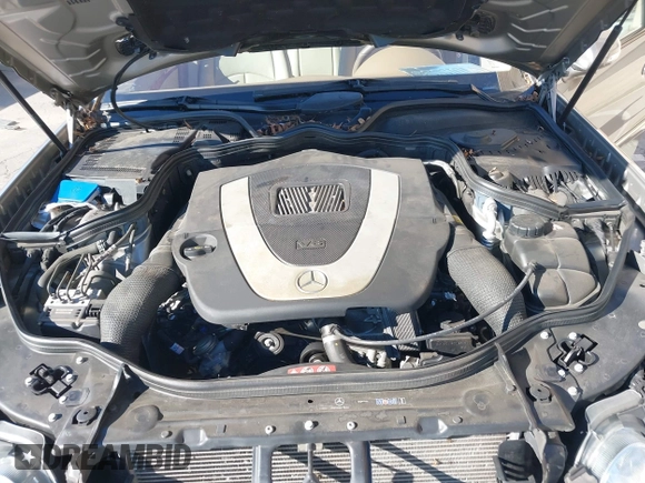 2009 Mercedes-Benz E 350 Luxury with VIN WDBUF56X19B407911, listed as a IAAI auction lot 41328511 with 25,015 mi miles and . Bid and sale history available at carsss.com. Image 10.