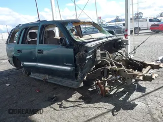 2003 GMC Yukon SLT with VIN 1GKEC13V43J304588, listed as a IAAI auction lot 41525446 with 1 mi miles. Bid and sale history available at carsss.com. Image 1.