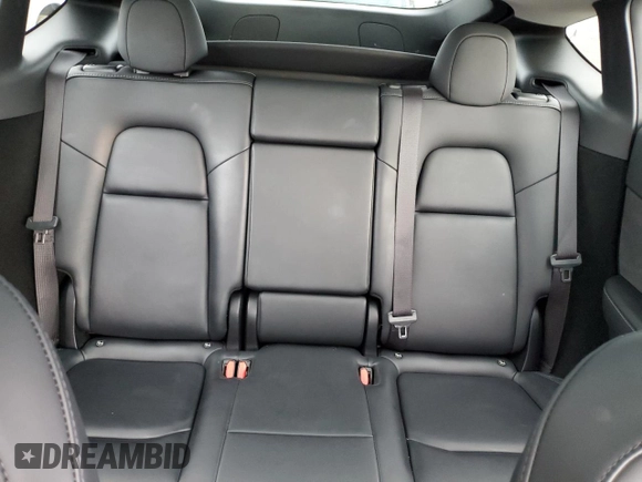 2024 Tesla Model Y Long Range с VIN 7SAYGDEE0RF990269, выставлен на аукционе Copart как лот 43636615 с пробегом 31 740 миль миль и Списание • Salvage title. История ставок и продаж доступна на DreamBid. Изображение 10.
