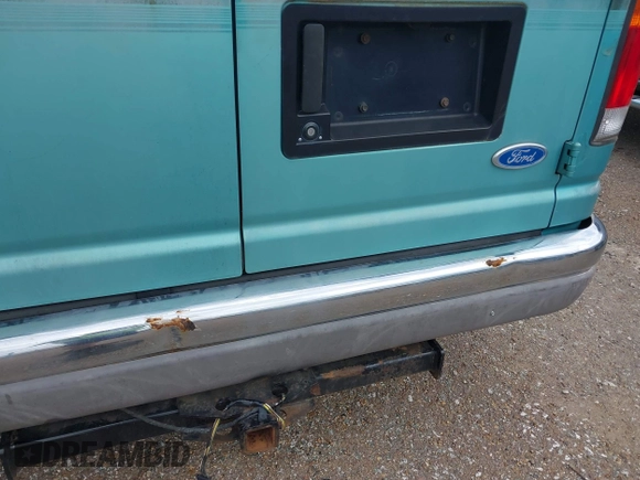 1994 Ford Econoline Cargo with VIN 1FDEE14H3RHA88596, listed as a IAAI auction lot 41948461 with 188,321 mi miles and . Bid and sale history available at DreamBid. Image 13.