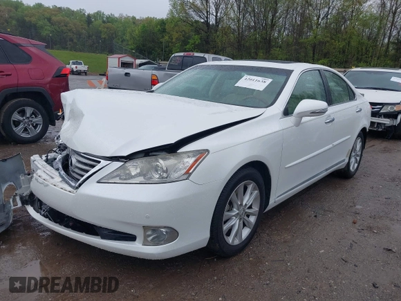 2010 Lexus ES with VIN JTHBK1EG0A2371565, listed as a IAAI auction lot 42011638 with 82,255 mi miles. Bid and sale history available at carsss.com. Image 19.